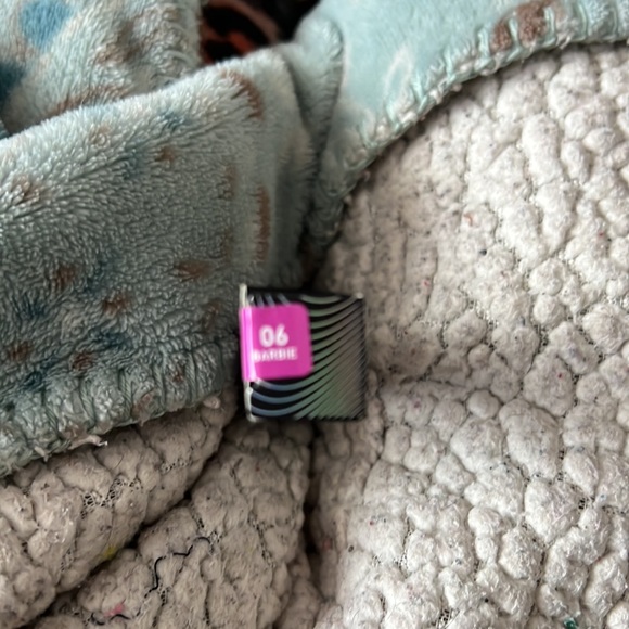 Aurora ultimate shine lipgloss variety of colors - Picture 5 of 7